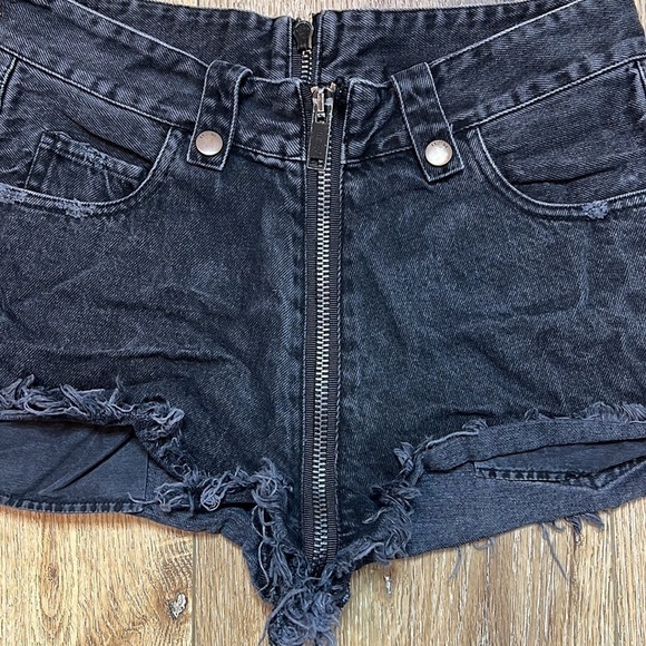 Unravel Project Black Zip Up Cotton Denim Shorts Size 28/4 - Picture 6 of 11